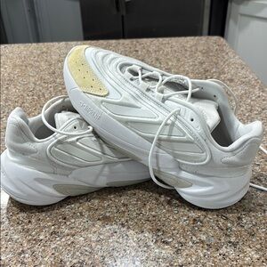 Adidas ozelia White Sneakers with Beige Accents